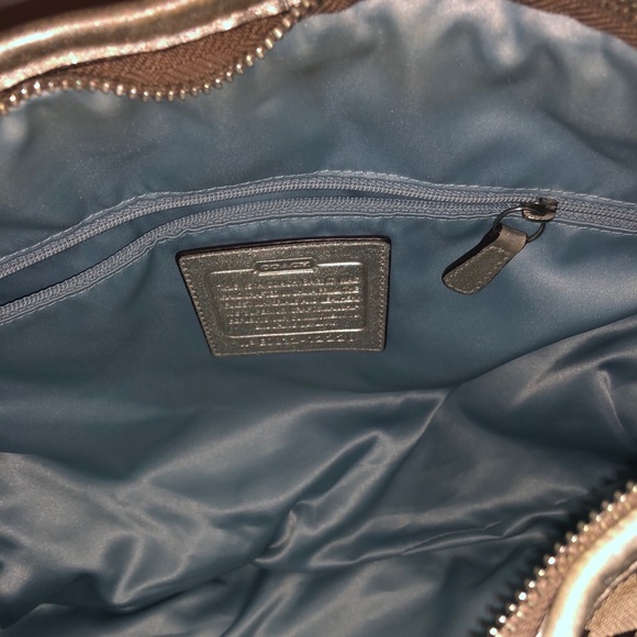 Signature Coach Hobo Bag - Picture 3 of 4